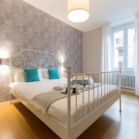 Casaviva-modern Elegant Trilo In Castelletto