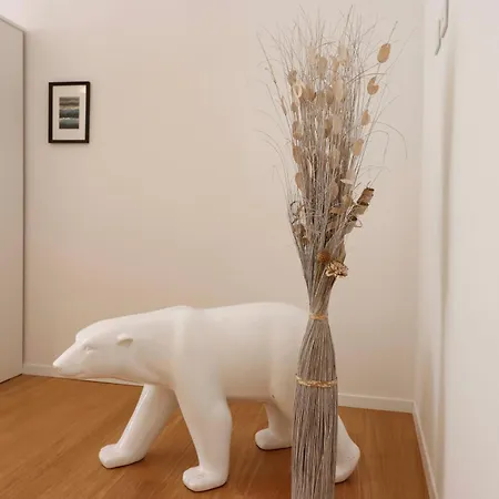 Apartment Casaviva-modern Elegant Trilo In Castelletto