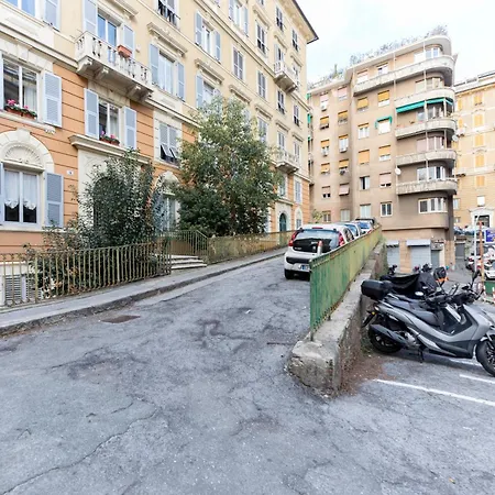 Casaviva-modern Elegant Trilo In Castelletto *